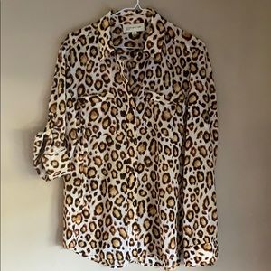 Jones New York EUC cheetah blouse size L